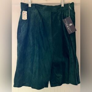 Suede Retro Women's Bermuda Shorts